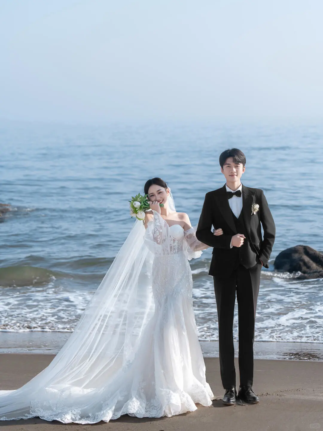 Unique Mermaid Off The Shoulder White Satin Tulle Applique Long Sleeve With Veil Long Wedding Dresses C3911