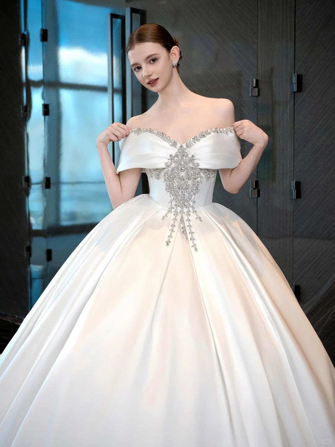 Pretty Ball Gown Off The Shoulder Satin Applique Long Wedding Dresses C3944