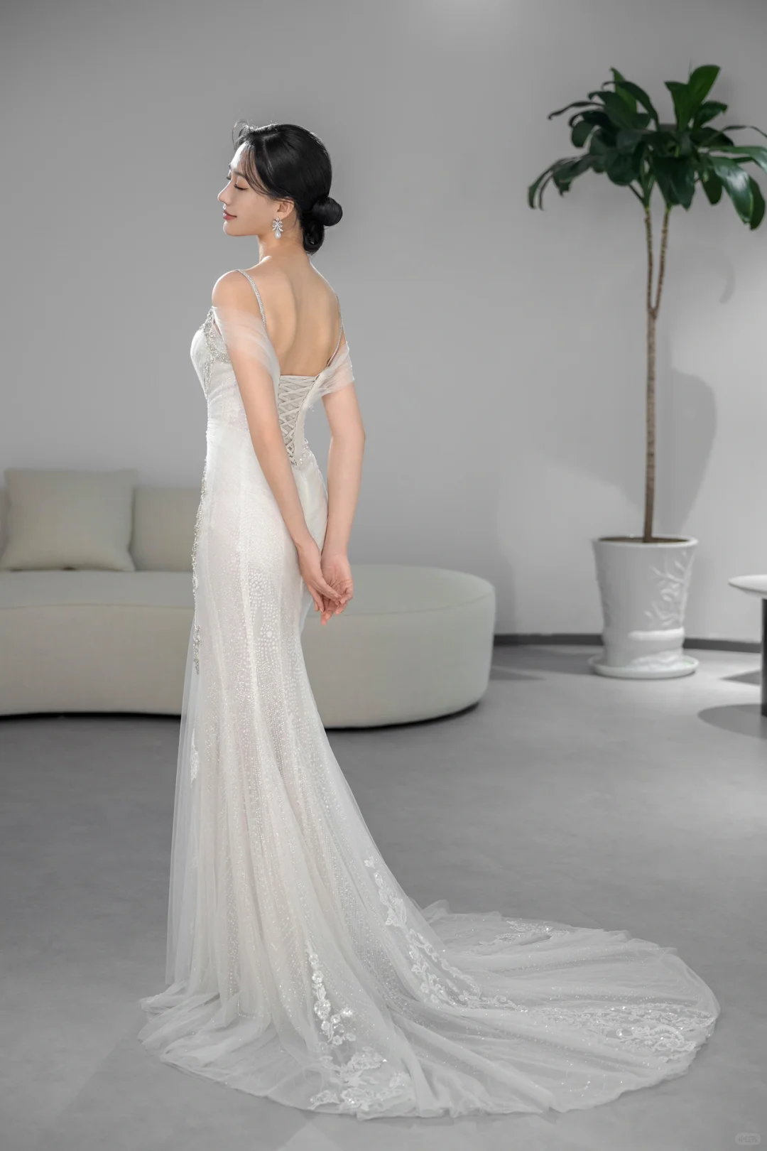 Unique Mermaid Spaghetti Straps Tulle Beaded Long Wedding Dresses C3960