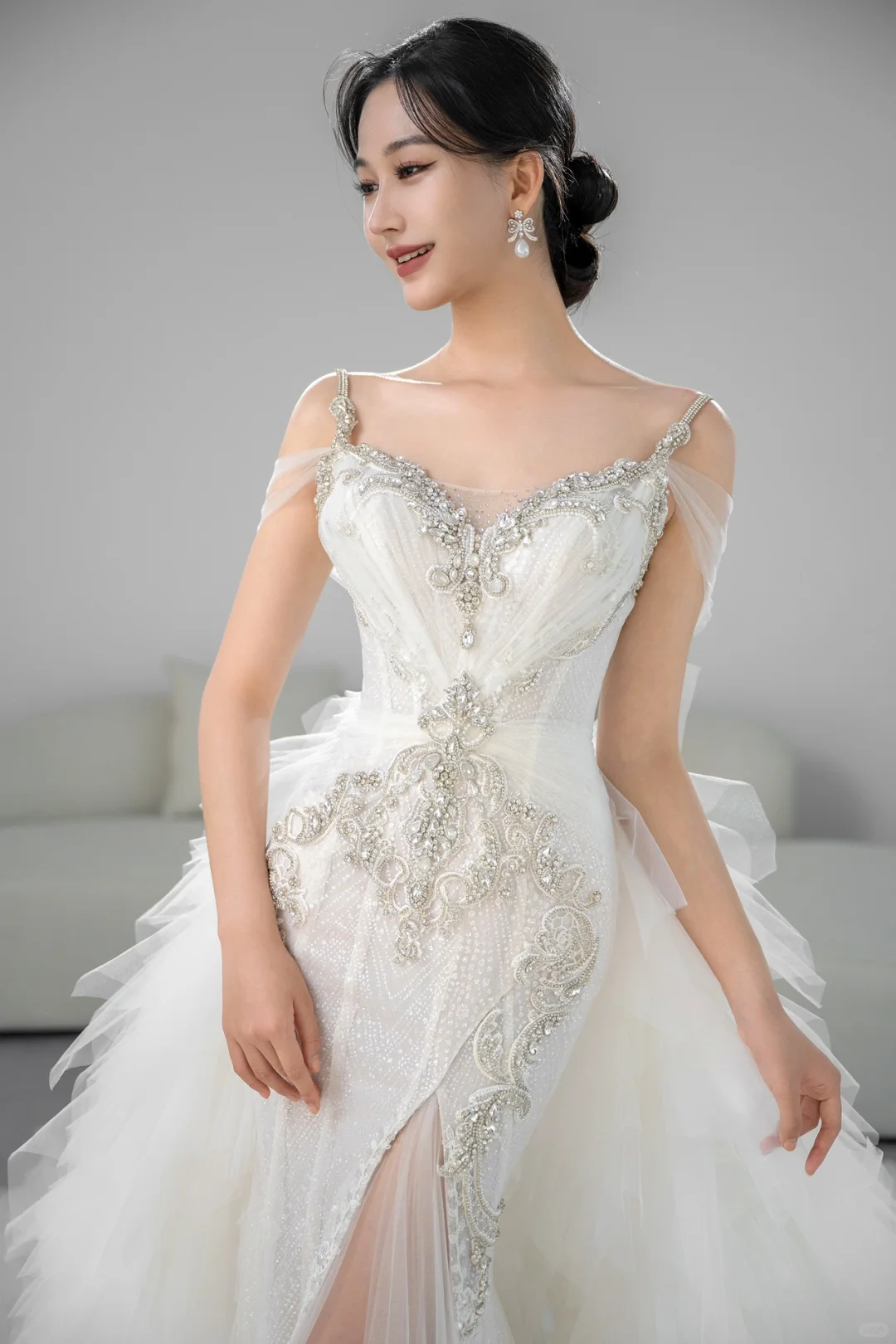 Unique Mermaid Spaghetti Straps Tulle Beaded Long Wedding Dresses C3960