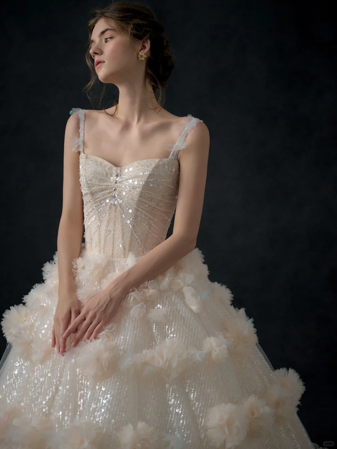 Princess Ball Gown Spaghetti Straps Champagne Tulle Sequin Long Wedding Dresses C3966