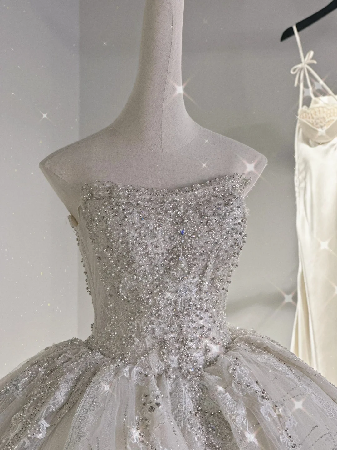 Timeless Ball Gown Strapless Tulle Lace Beaded Long Wedding Dresses C3984
