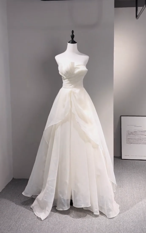 Pretty A Line Strapless Chiffon Long Wedding Dresses C3990