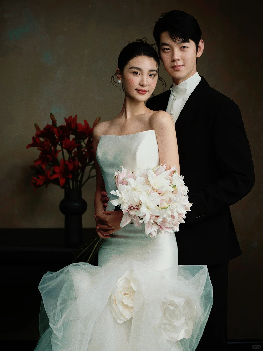 Elegant Mermaid Strapless Satin Tulle With Veil Long Wedding Dresses C3999