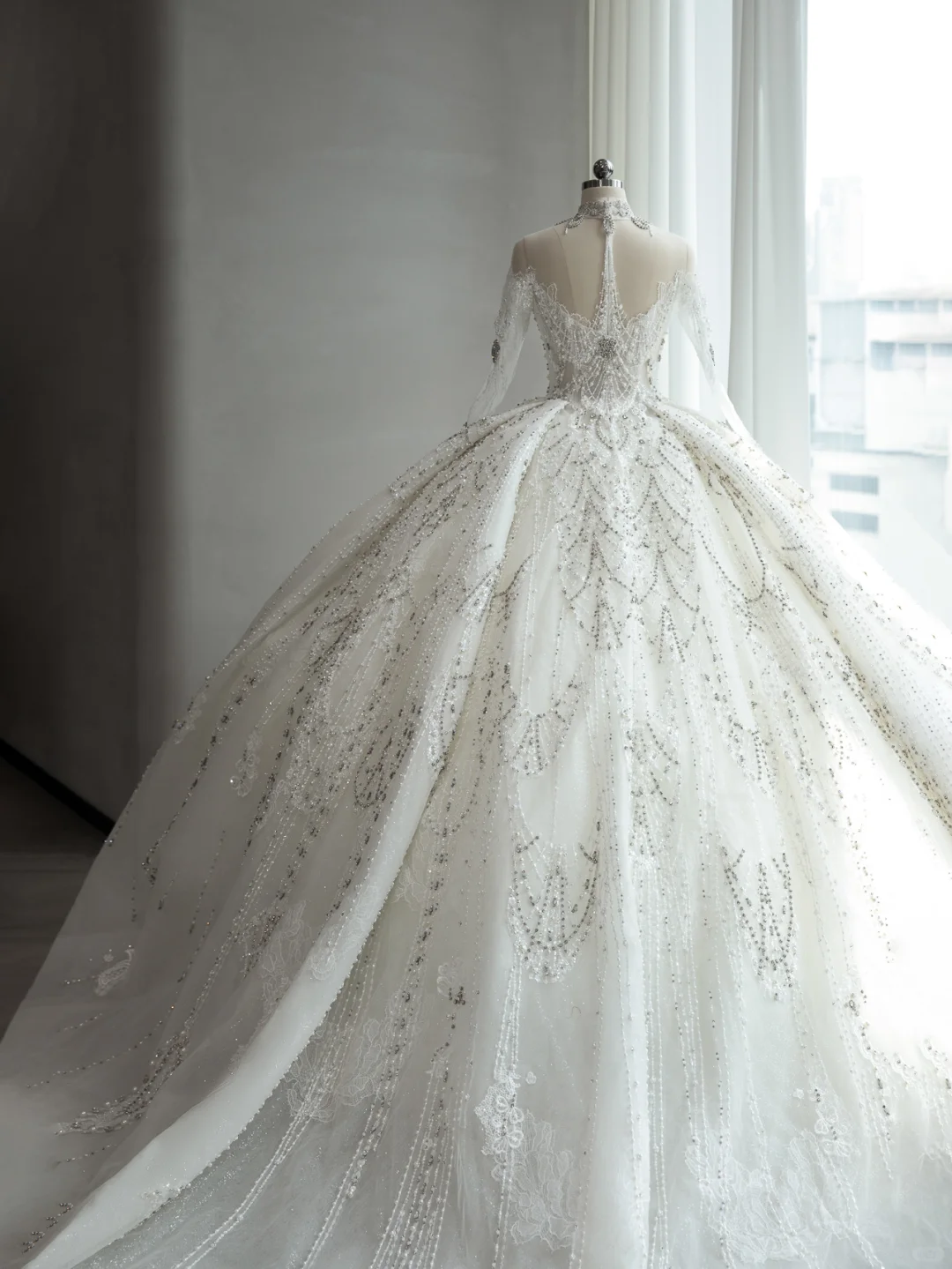 Timeless Ball Gown Tulle Sequin Beaded Long Sleeves Long Wedding Dresses C4179
