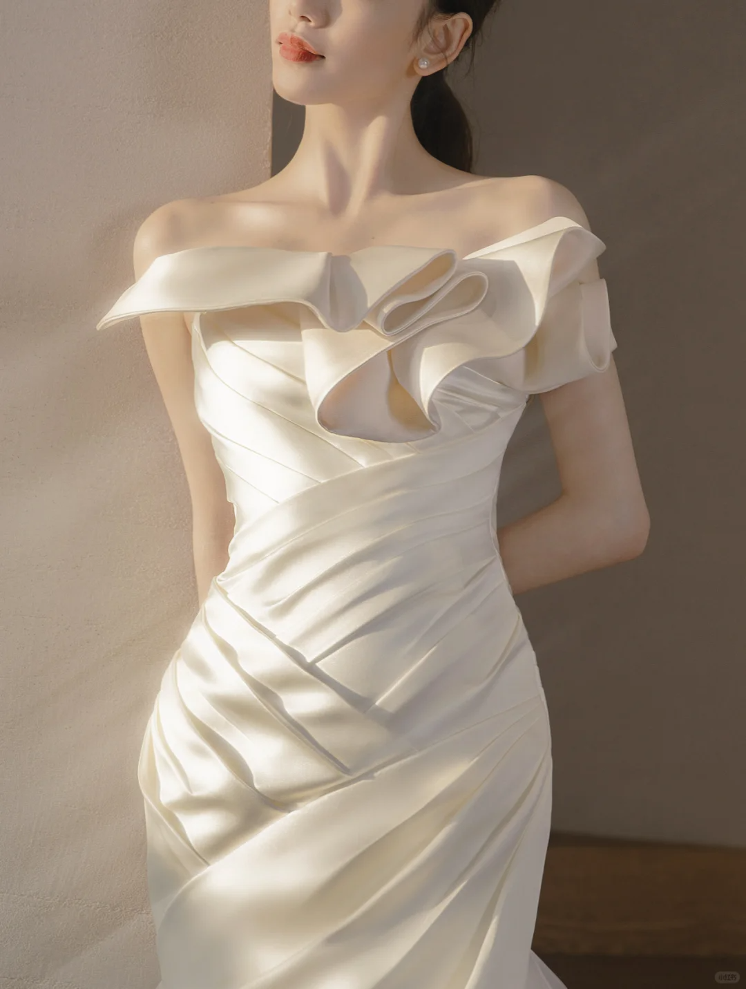Pretty Mermaid Off The Shoulder Satin Long Wedding Dresses C4200