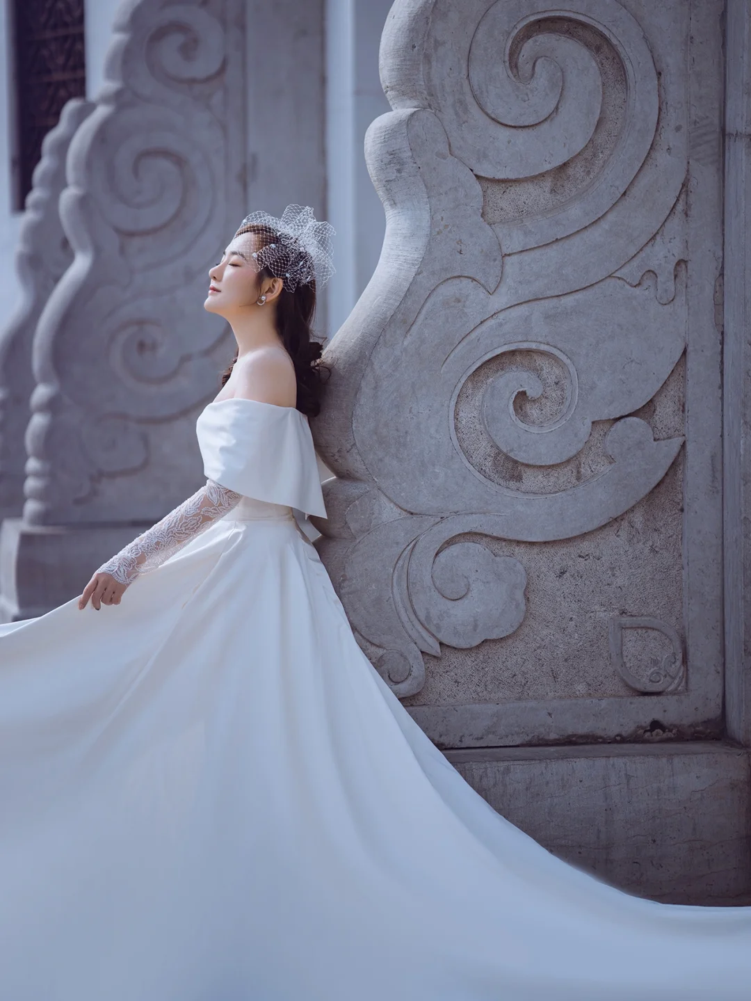 Elegant A Line Off The Shouder Satin Lace Long Sleeves Long Wedding Dresses C4204