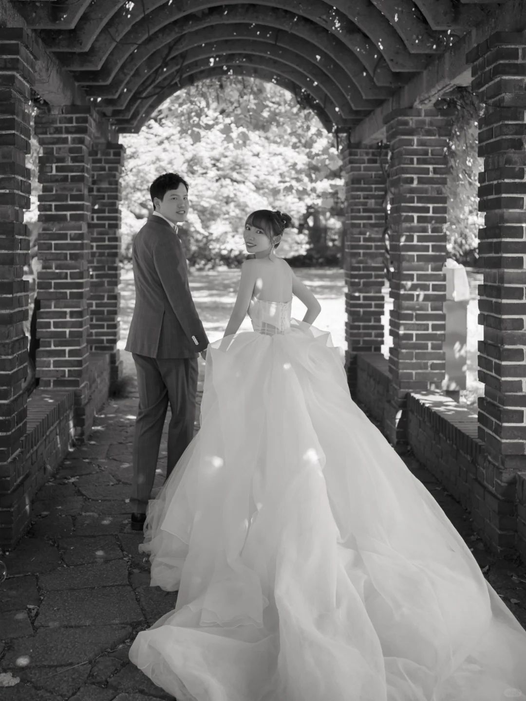 Elegant Ball Gown Strapless Satin Long Wedding Dresses C4219