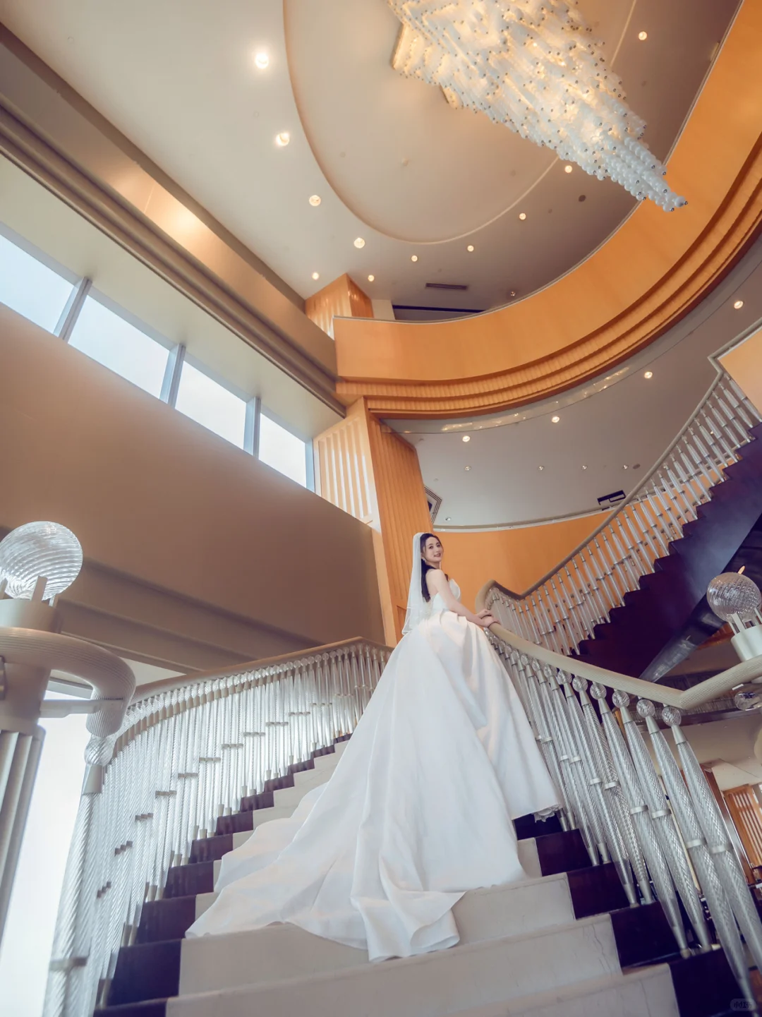 Elegant Ball Gown Strapless Satin With Veil Long Wedding Dresses C4220