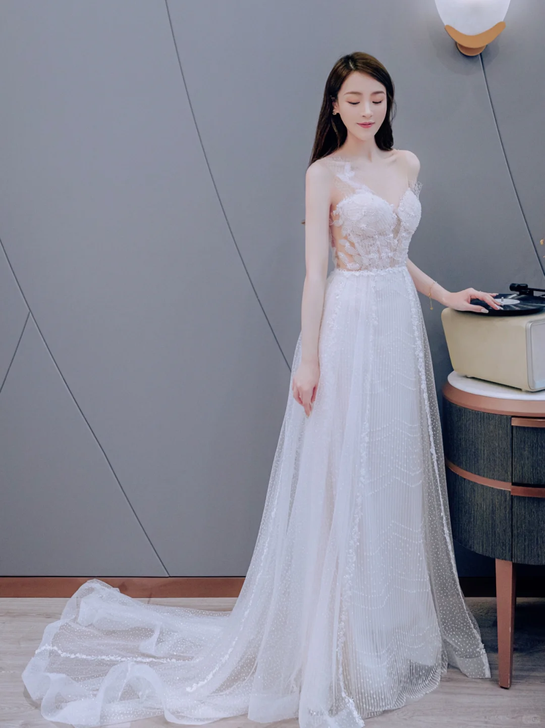 Pretty A Line One Shoulder Tulle Applqiue Long Wedding Dresses C4221