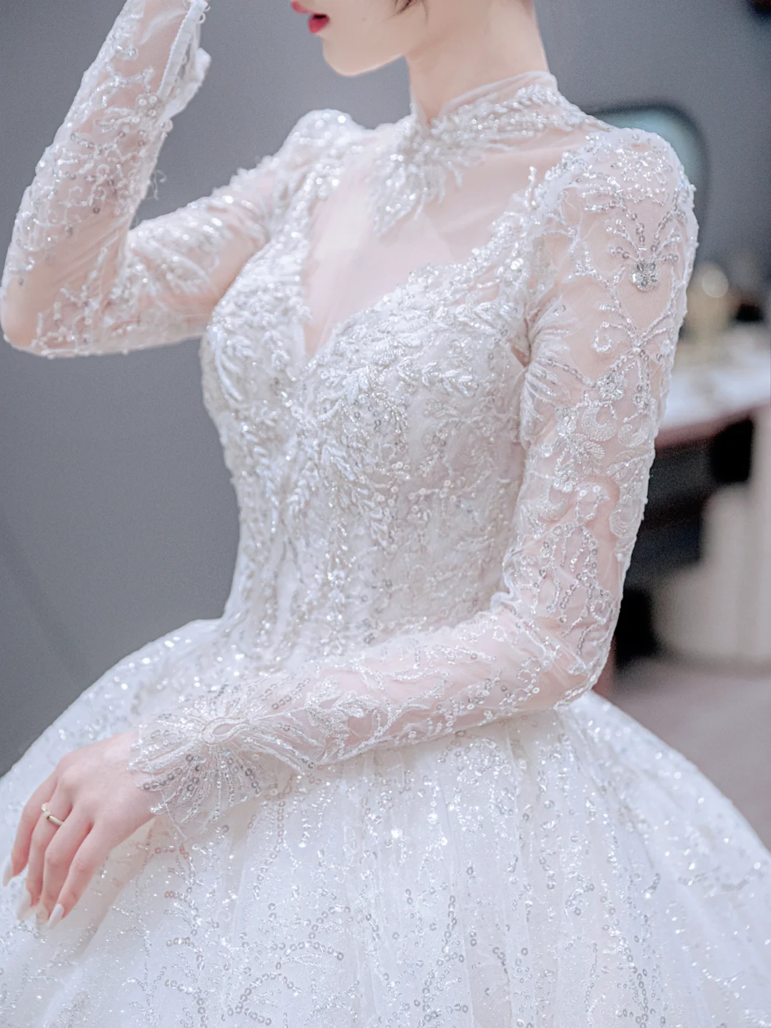Timeless Ball Gown Tulle Lace Sequin Long Sleeves Long Wedding Dresses C4223