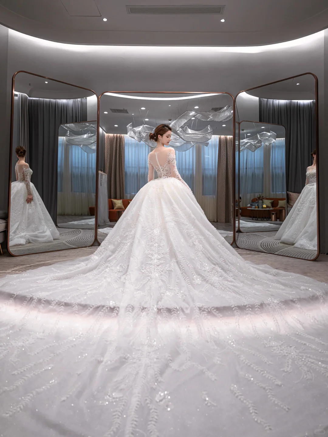 Dreamy Ball Gown Tulle Applique Long Sleeves With Veil Long Wedding Dresses C4226