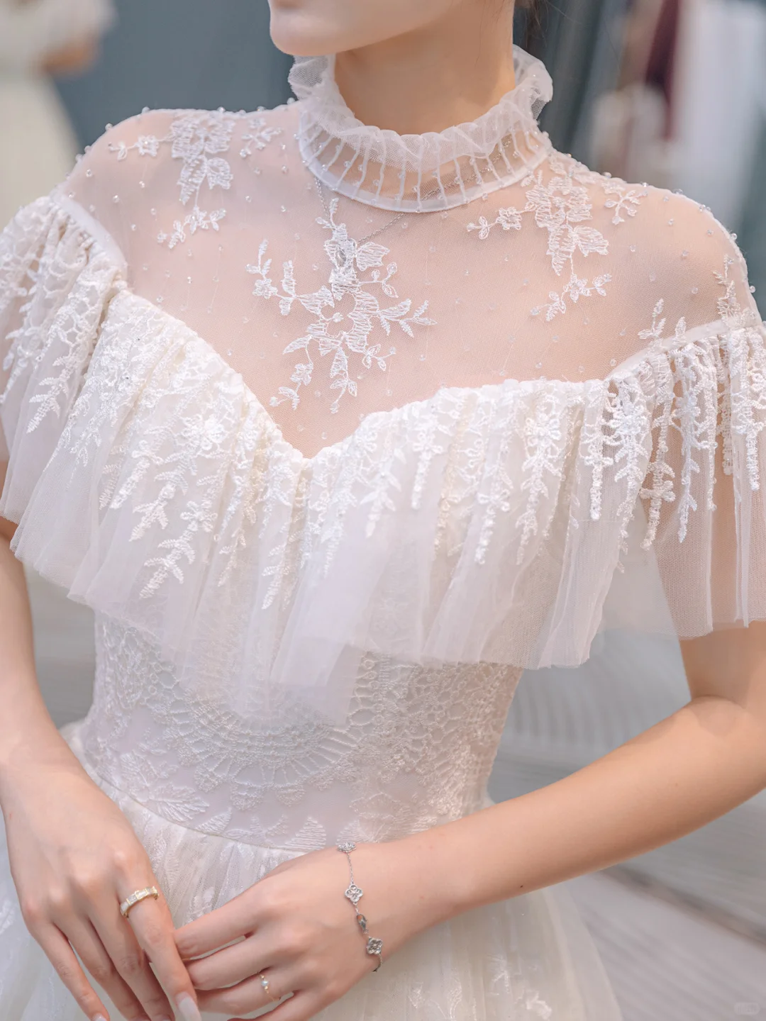 Pretty Ball Gown Tulle Lace Long Wedding Dresses C4227