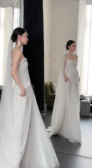 Elegant A Line Strapless Chiffon Tulle With Veil Long Wedding Dresses C4237