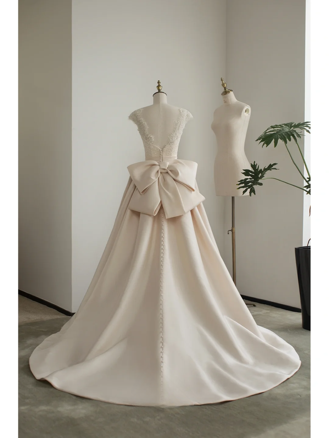 Chic Ball Gown Satin Lace Backless Long Wedding Dresses C4278