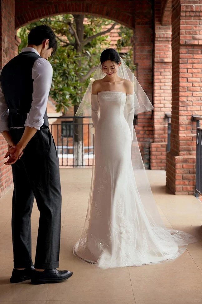 Elegant Mermaid Strapless Satin Tulle Lace With Veil Long Wedding Dresses C4287