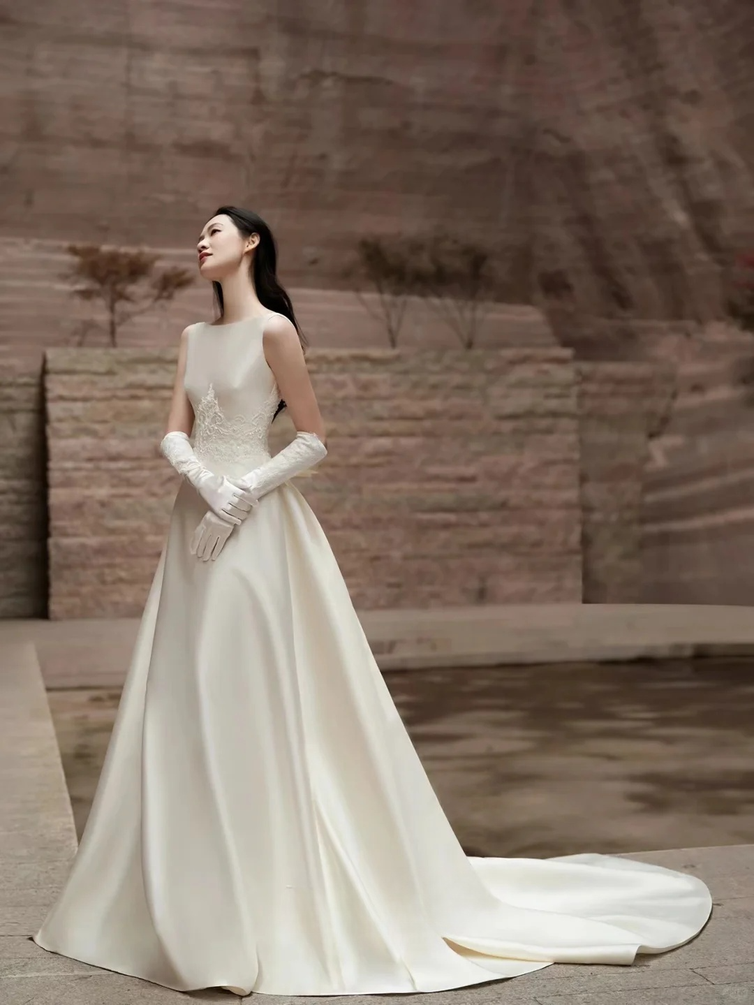 Dreamy A Line Satin Applique Backless With Gloves Veil Long Wedding Dresses C4290