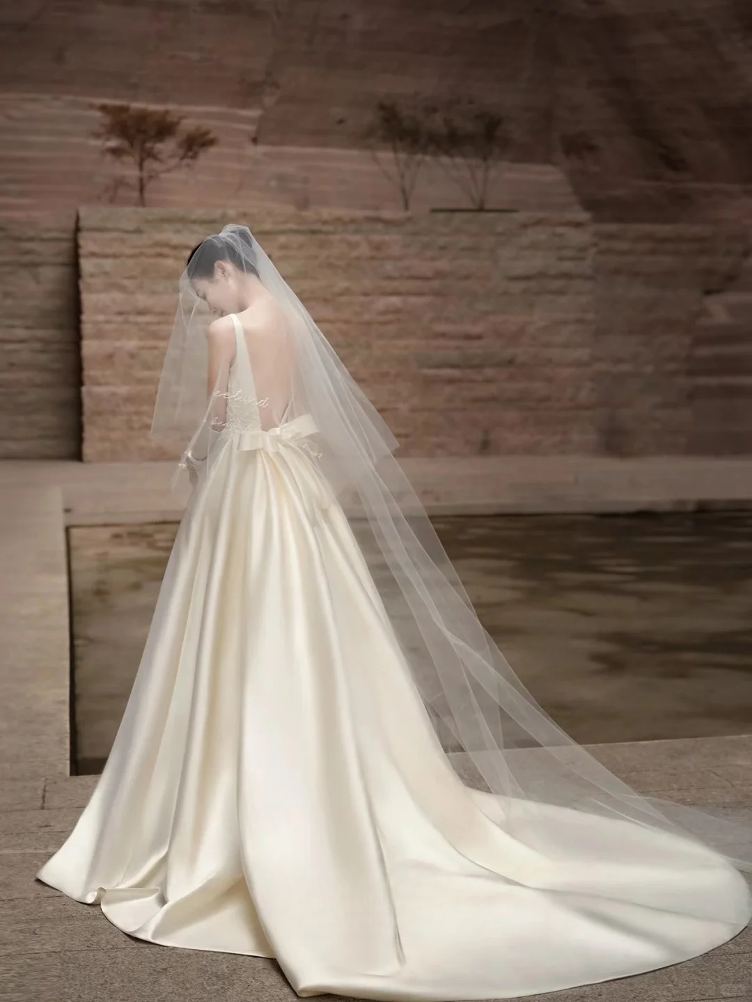 Dreamy A Line Satin Applique Backless With Gloves Veil Long Wedding Dresses C4290