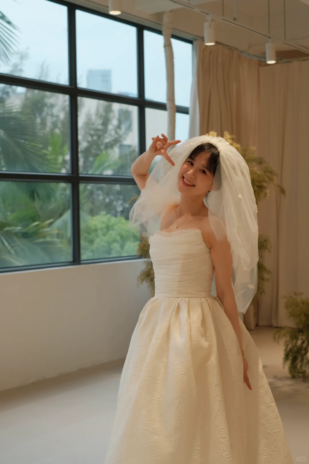 Simple Ball Gown Strapless Satin With Veil Long Wedding Dresses C4296