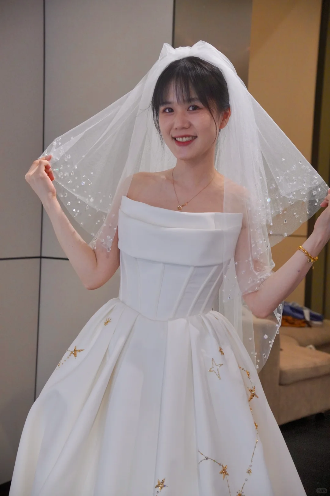 Pretty Ball Gown Strapless Satin With Veil Long Wedding Dresses C4297