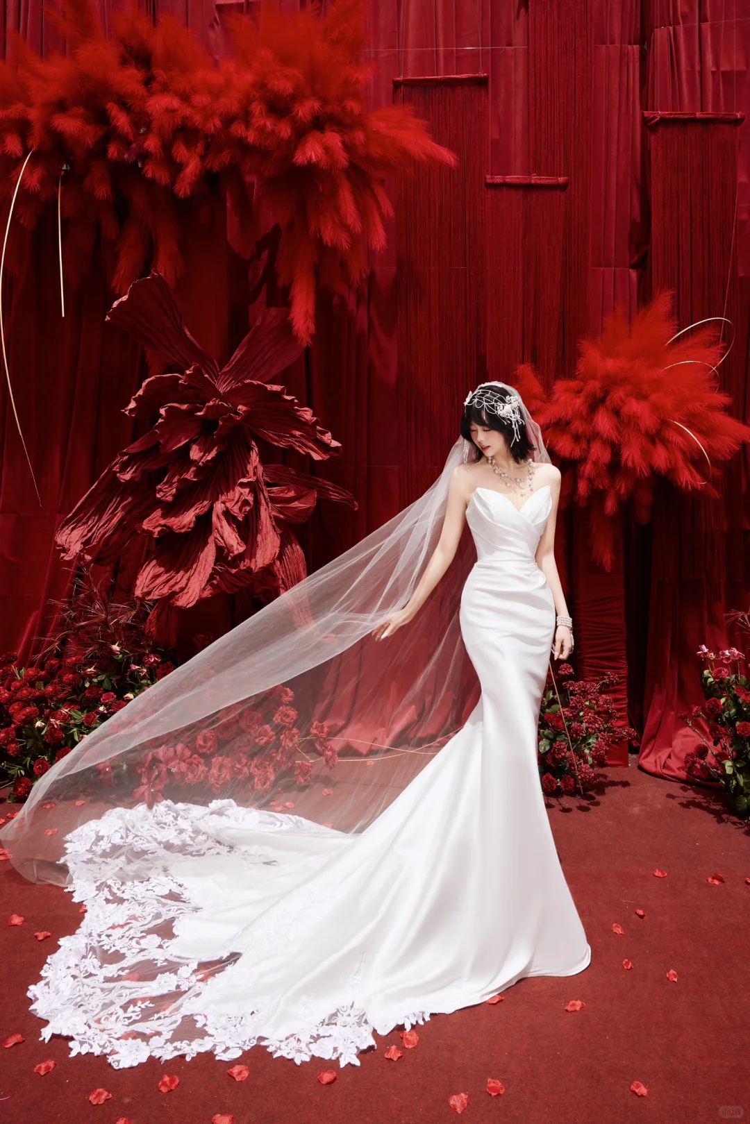 Dreamy Mermaid Strapless Satin With Veil Long Wedding Dresses C4315