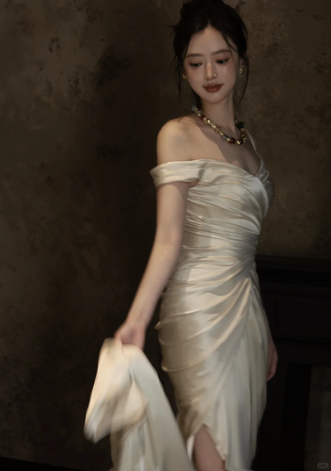 Chic Mermaid Spaghetti Straps Satin Pleated Long Wedding Dresses C4316