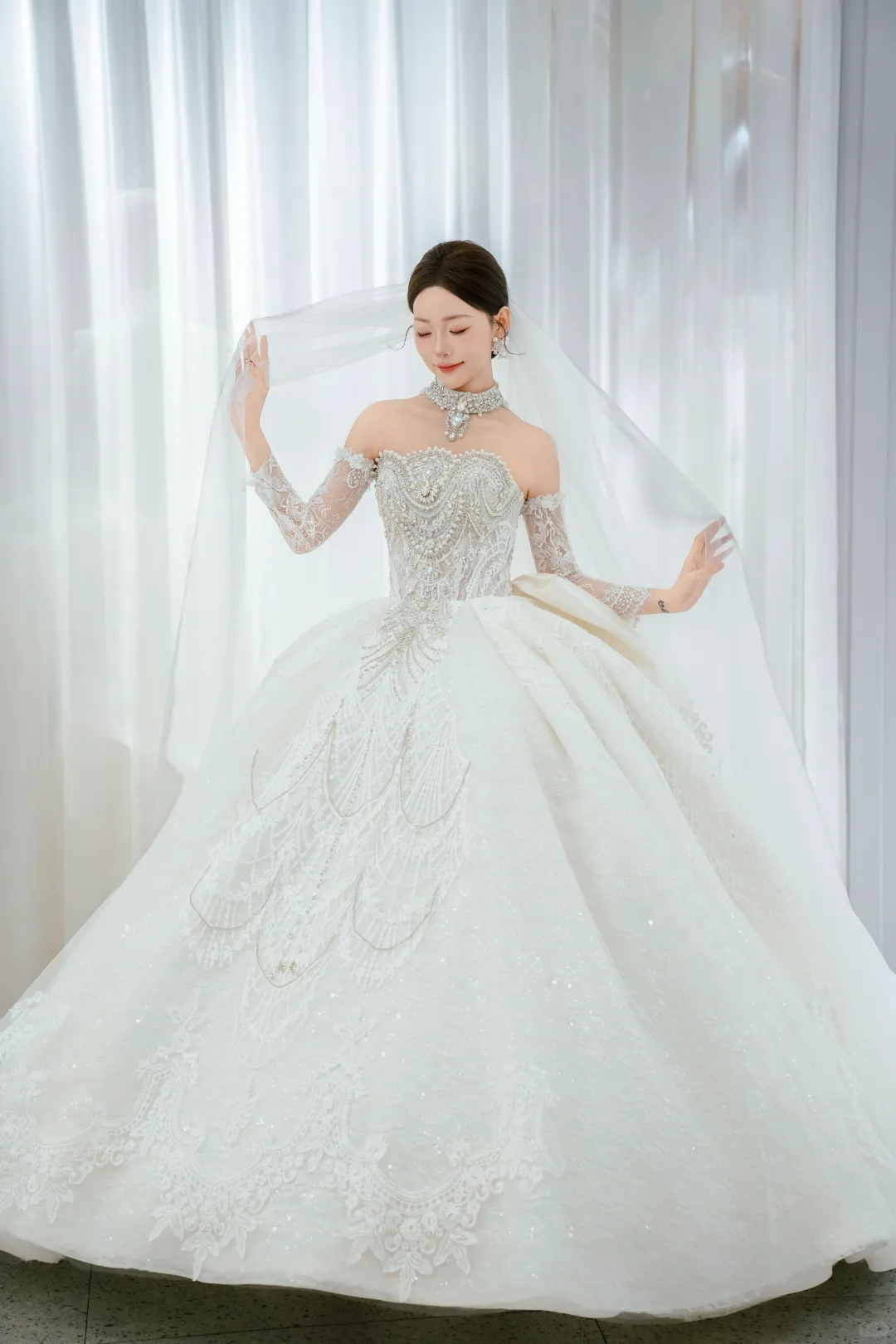 Timeless Ball Gown Strapless Tulle Sequin Beaded With Sleeves Veil Long Wedding Dresses C4325
