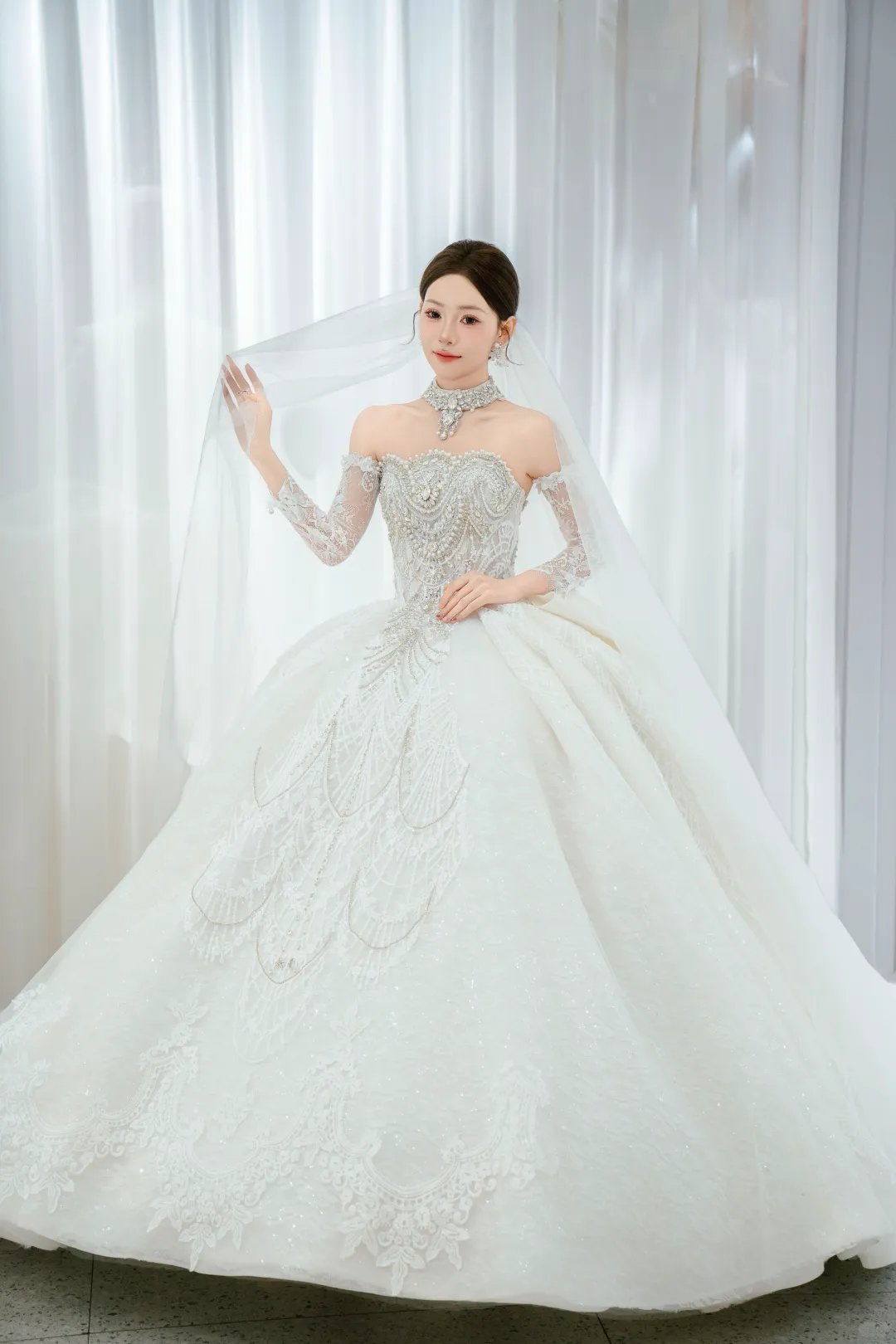 Timeless Ball Gown Strapless Tulle Sequin Beaded With Sleeves Veil Long Wedding Dresses C4325