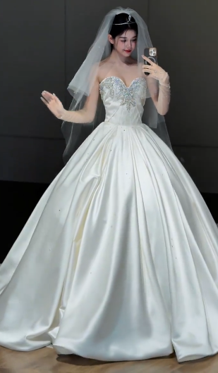 Timeless Ball Gown Strapless Satin Beaded With Veil Long Wedding Dresses C4352