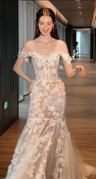 Dreamy Mermaid Off The Shoulder Tulle Lace Applique With Veil Long Wedding Dresses C4375