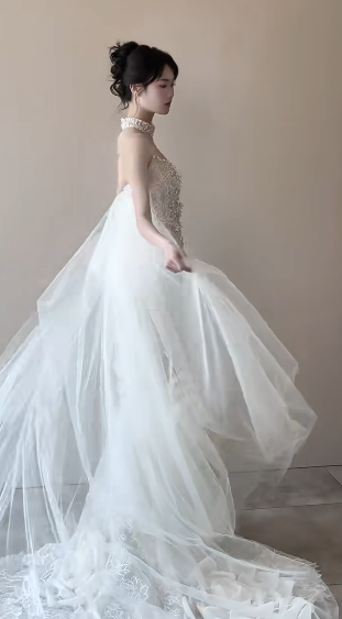 Stunning Mermaid Strapless Tulle Lace Beads With Veil Long Wedding Dresses C4469