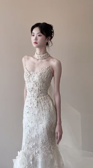 Stunning Mermaid Strapless Tulle Lace Beads With Veil Long Wedding Dresses C4469