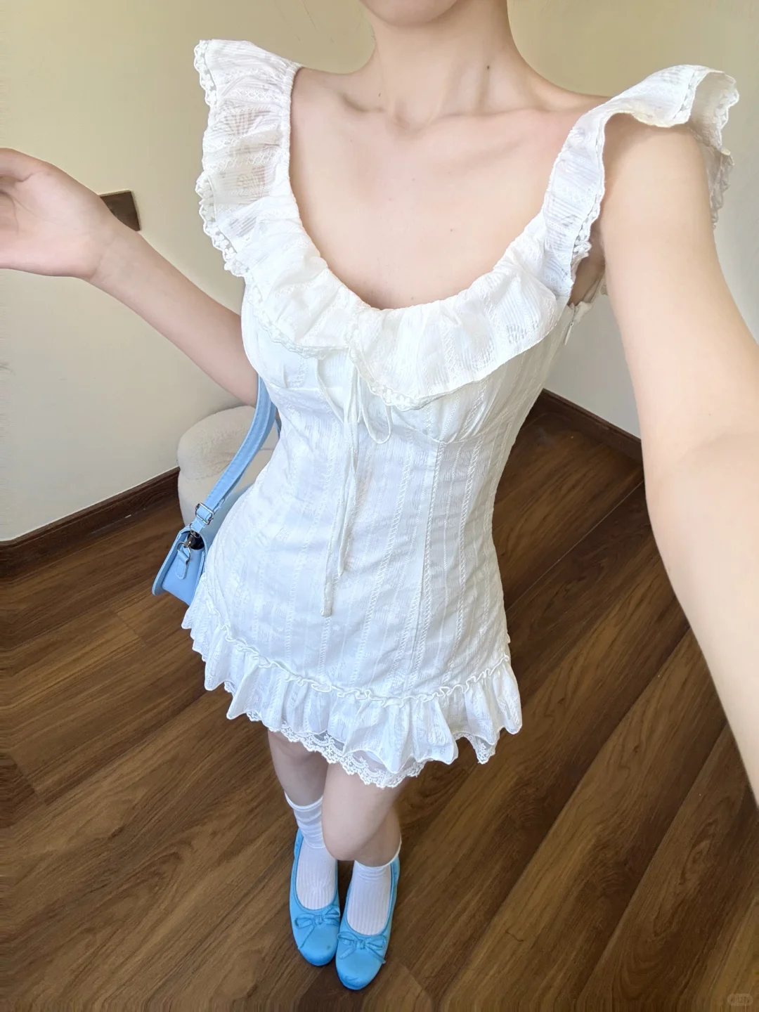 White Pretty A Line U Neck Satin Short Homecoming Dress 16th Birthday Outfits C4476