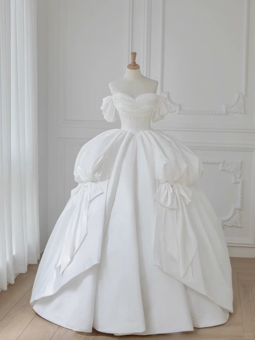 Princess Ball Gown Off The Shoulder Satin Long Wedding Dresses C4536