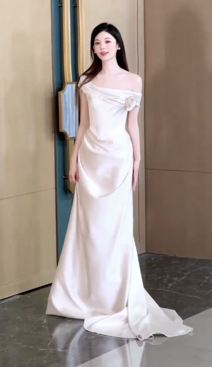 Simple Mermaid Off The Shoulder Satin Pleated Long Wedding Dresses C4562