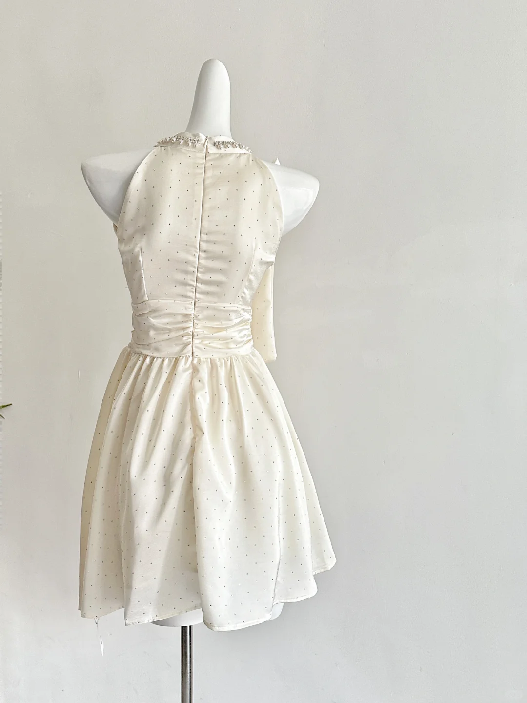 Pretty 19th A Line Halter Satin Beads Short Homecoming Dress Birthday Outfits C4585