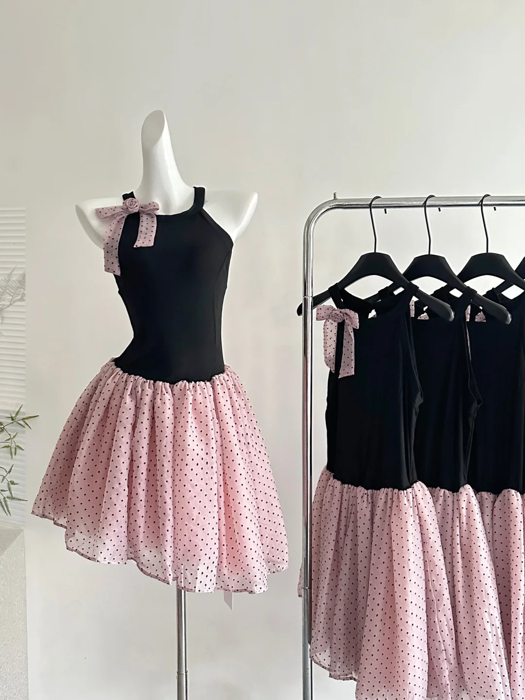 Chic 19th A Line Halter Satin Chiffon Polka Dots Short Homecoming Dress Birthday Outfits C4586
