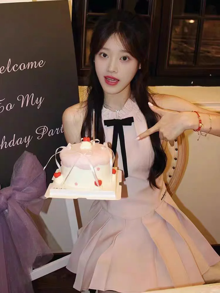 Cute A Line Halter Pink Satin Short Homecoming Dress18th Birthday Outfits C4610