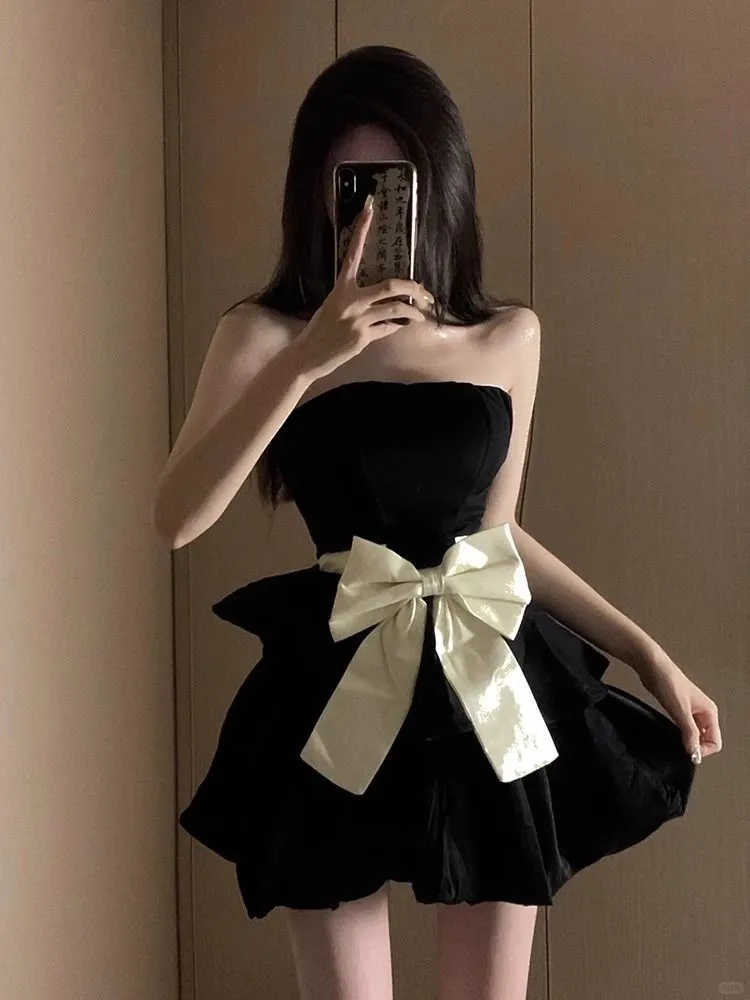 Black A Line Strapless Satin With Bow Short Homecoming Dress 17th Birthday Outfits C4617