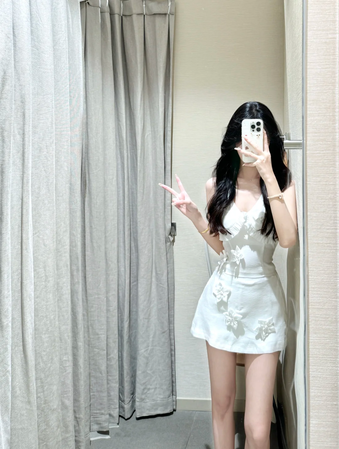 Classy A Line V Neck Satin Applique Short Homecoming Dress 19th Birthday Outfits C4678