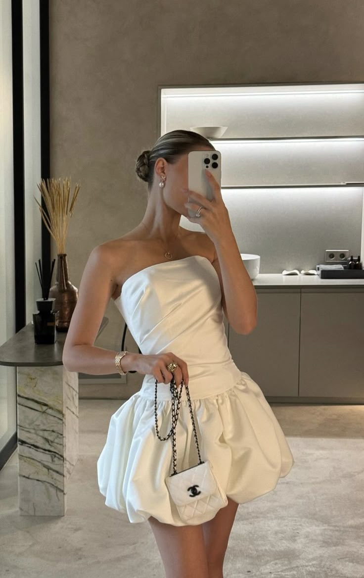 Pretty A Line Strapless Satin Short Homecoming Dress 20th Birthday Outfits C4698