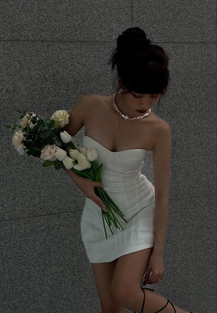 Classy Mermaid Strapless Satin Short Homecoming Dress 19th Birthday Outfits C4702