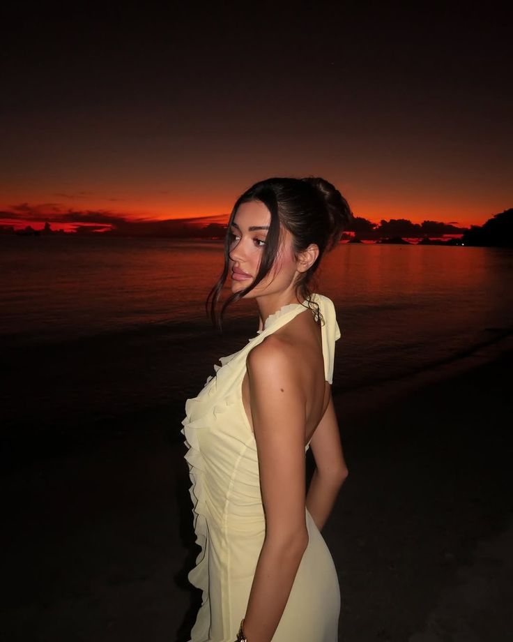 Pretty Mermaid Halter Pastel Yellow Chiffon Ruffles Long Prom Dresses Formal Dress C4784