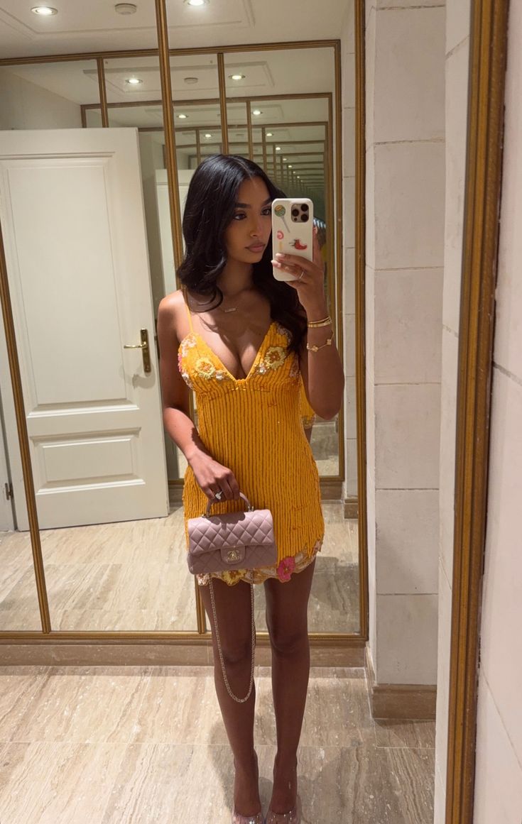 Gorgeous Mermaid Spaghetti Straps Sequin Short Homecoming Dress 22th Birthday Outfits C4822