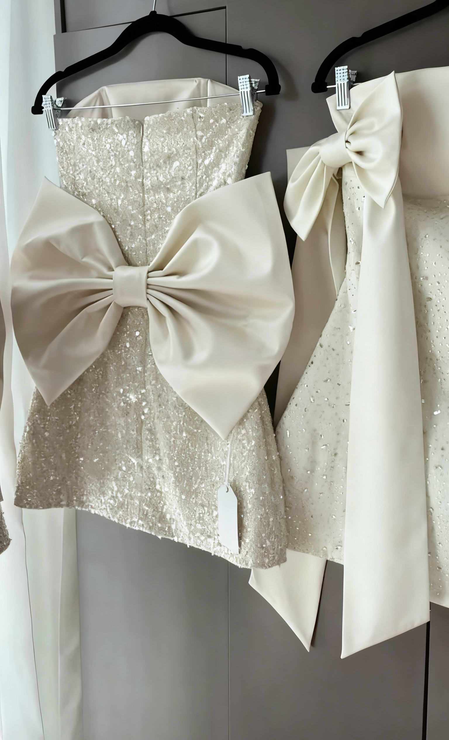 Sparkly A Line Strapless Satin Sequin Backless With Bow Short Homecoming Dress 19th Birthday Outfits C4893