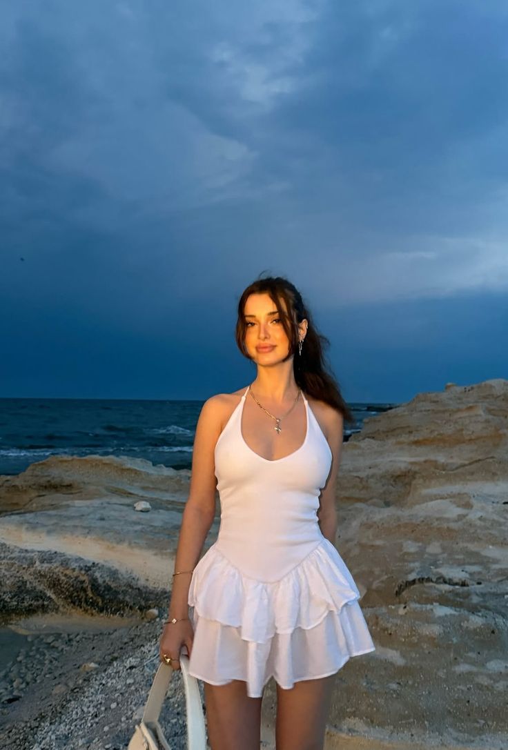 Modest A Line Halter Satin Tiered Mini Short Homecoming Dress 17th Birthday Outfits C5228