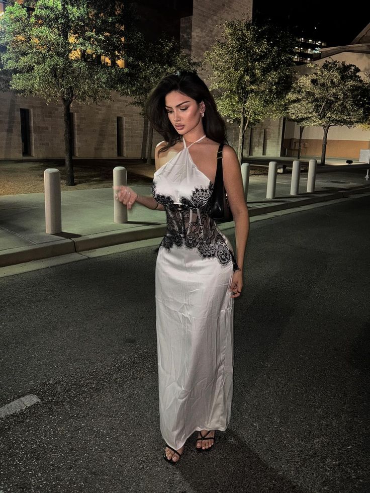 Elegant Mermaid Halter Satin Lace Long Prom Dresses Formal Dress C5271