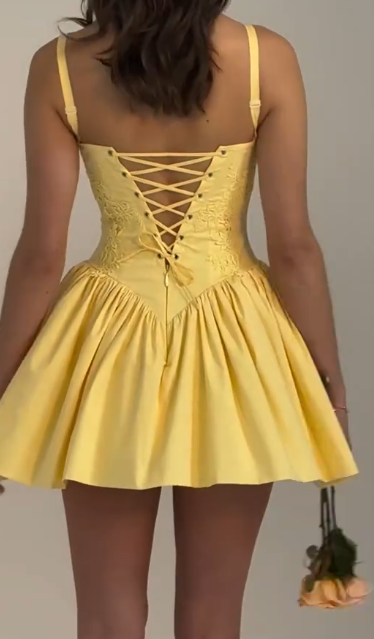 Embroidered A Line Spaghetti Straps Yellow Satin Short Homecoming Dress 19th Birthday Outfits C5338