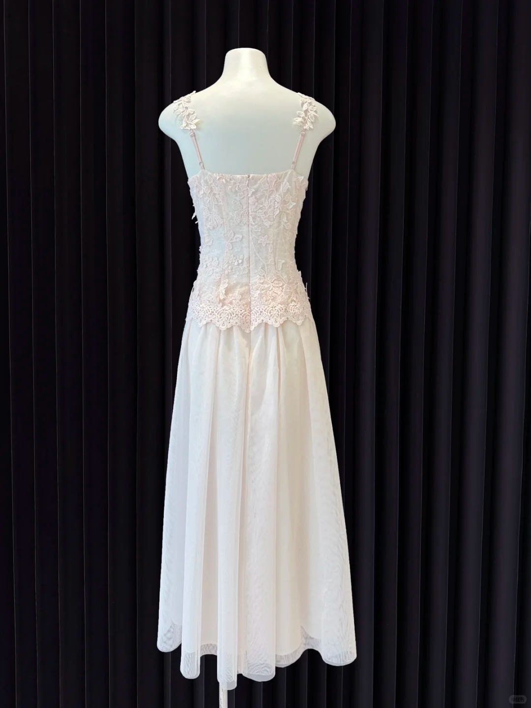 Pretty A Line Spaghetti Straps Satin Lace Long Prom Dresses Formal Dress C5365