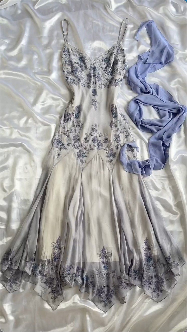 Gorgeous A Line Spaghetti Straps Chiffon Applique Long Prom Dresses Formal Dress C5707